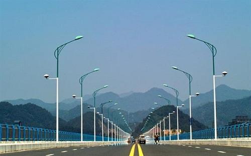 浅谈LED路灯技术要求